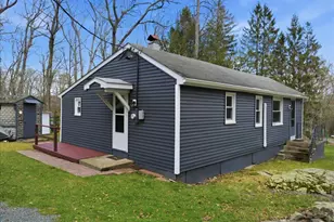 113 Stoney Hill Rd, Dingmans Ferry, PA 18328 - Photo 4