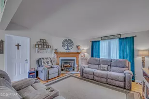 76 Meadowland Dr, Damascus, PA 18415 - Photo 4