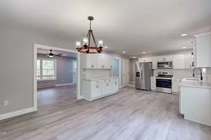 104 Washington Dr, Lords Valley, PA 18428 - Photo 4