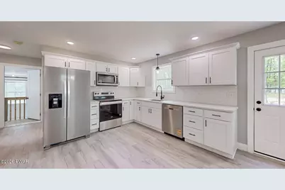 104 Washington Drive, Lords Valley, PA 18428 - Photo 2