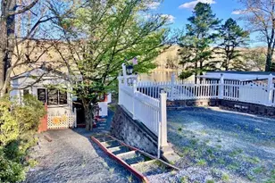 217 Village Dr W, Milford, PA 18337 - Photo 4