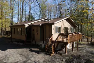 57 Ridgewood Cir, Lake Ariel, PA 18436 - Photo 2