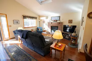 57 Ridgewood Cir, Lake Ariel, PA 18436 - Photo 10