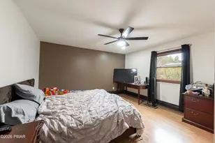 6 Short St, Carbondale, PA 18407 - Photo 16