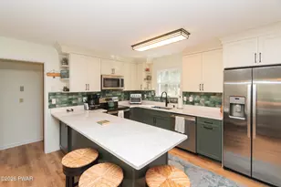154 N Lk Shr Dr, Dingmans Ferry, PA 18328 - Photo 10