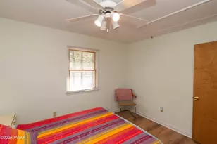 154 N Lk Shr Dr, Dingmans Ferry, PA 18328 - Photo 18