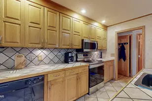 142 Piute Rd, Shohola, PA 18458 - Photo 22