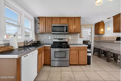 204 Avenue B, Matamoras, PA 18336 - Photo 10