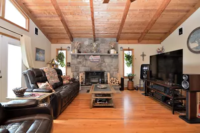 7 Aspen Drive, Newfoundland, PA 18445 - Photo 6