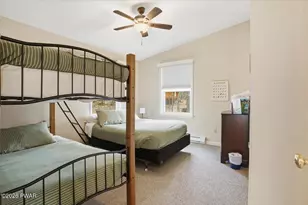 109 Robin Way, Lackawaxen, PA 18435 - Photo 28