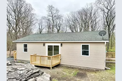 229 Hummingbird Trail, Bushkill, PA 18324 - Photo 22