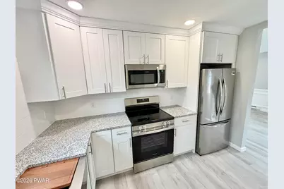 229 Hummingbird Trail, Bushkill, PA 18324 - Photo 8
