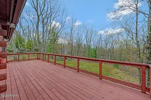 111 West End Dr, Lords Valley, PA 18428 - Photo 10