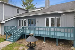 146 Gunstock Ln, Tafton, PA 18464 - Photo 4
