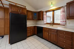 143 Foxcroft Dr, Milford, PA 18337 - Photo 16