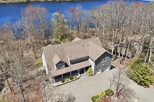 124 Forest Dr, Lords Valley, PA 18428 - Photo 2