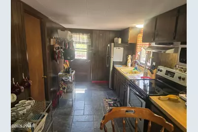 111 Yvonne Court, Dingmans Ferry, PA 18328 - Photo 8