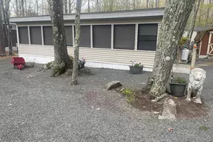 130 Fox Ln, Shohola, PA 18458 - Photo 2