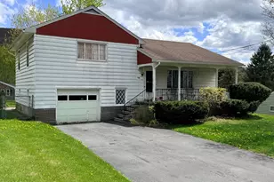 700 Layton Rd, South Abington, PA 18411 - Photo 2