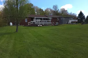 131 Lake Quinn Rd, Waymart, PA 18472 - Photo 6
