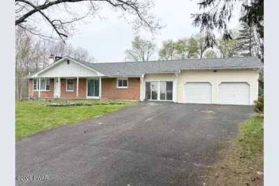 505 Stewart Court, Bushkill, PA 18324 - Photo 2