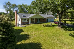 505 Stewart Court, Bushkill, PA 18324 - Photo 2