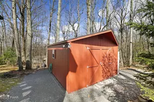 130 Paper Birch S, Tafton, PA 18464 - Photo 4