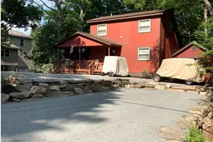 1021 Calypso Dr, Lake Ariel, PA 18436 - Photo 4