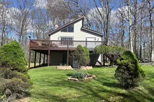 106 Buttercup Terrace, Milford, PA 18337 - Photo 2