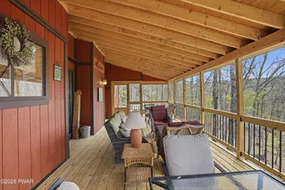 138 Dover Drive, Bushkill, PA 18324 - Photo 2
