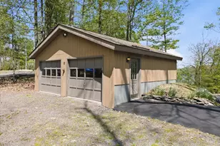10 Knollwood Rd, Lake Ariel, PA 18436 - Photo 6