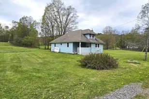 3067 Hancock Hwy, Equinunk, PA 18417 - Photo 8