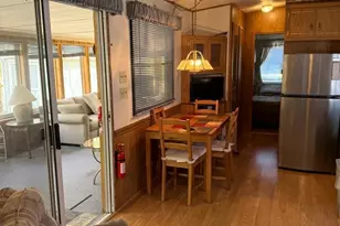 121 Navajo Ln, Shohola, PA 18458 - Photo 10