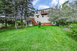 107 Lookout Dr, Hawley, PA 18428 - Photo 16