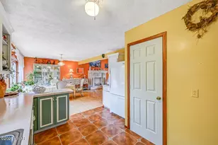 107 Lookout Dr, Hawley, PA 18428 - Photo 42