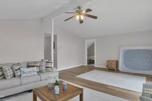 135 Hemlock Point Ct, Hawley, PA 18428 - Photo 38