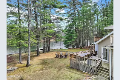 135 Hemlock Point Court, Hawley, PA 18428 - Photo 8