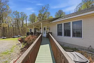 25 Schnakenberg Rd, Equinunk, PA 18417 - Photo 12