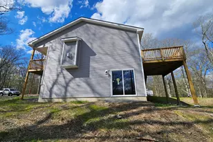 180 Conashaugh Trl, Milford, PA 18337 - Photo 4