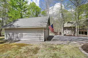 113 Timber Ridge Cir, Greentown, PA 18426 - Photo 54