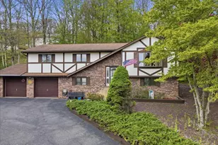 31 Brunswick Dr, Mount Pocono, PA 18344 - Photo 4