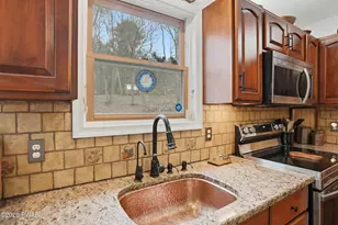 135 Blueberry Dr, Milford, PA 18337 - Photo 38