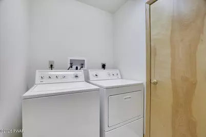 1715 Hancock Highway, Honesdale, PA 18431 - Photo 16