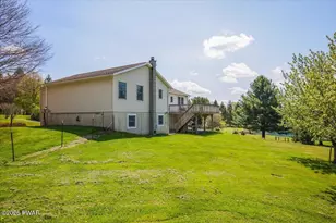 1715 Hancock Hwy, Honesdale, PA 18431 - Photo 48