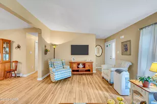 122 Cypress Ln, Greentown, PA 18426 - Photo 10