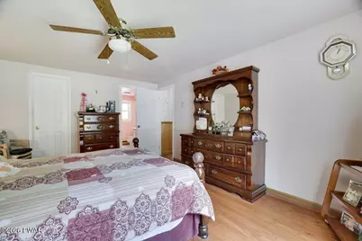 1025 Lake Shore Drive, Lake Ariel, PA 18436 - Photo 18