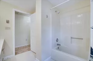 1025 Lakeshore Dr, Lake Ariel, PA 18436 - Photo 30
