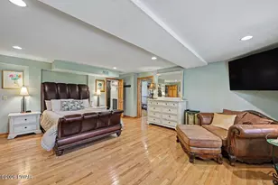 562 Lakeview Dr W, Lake Ariel, PA 18436 - Photo 68