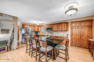 562 Lakeview Dr W, Lake Ariel, PA 18436 - Photo 44