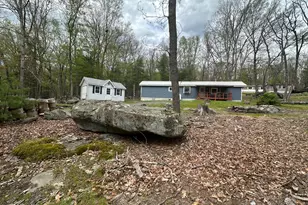 132 Happy Hollow Dr, Shohola, PA 18458 - Photo 2